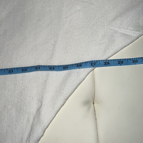 Beautiful dolman sleeve sweater, winter white, medium - Picture 9 of 11